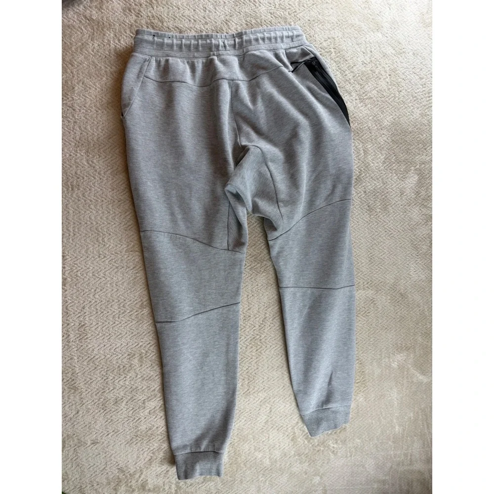Nike Tech Fleece Joggers Mens‎ Medium Grey Heather Tapered Sweatpants